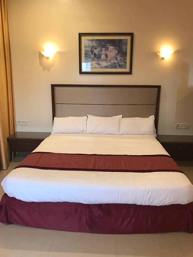 Kohinoor ATC Bed and Breakfast Mumbai  Buitenkant foto